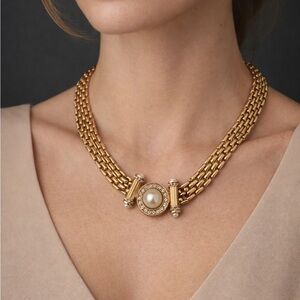 RICHELIEU Vintage panthere link faux pearl necklace with crystals.